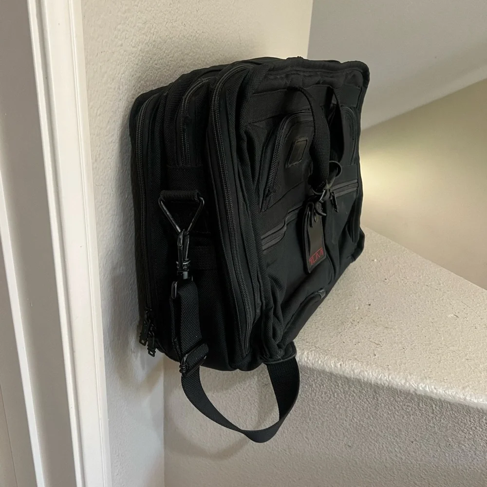 DEFECT READ DESCRIPTION‎ Alpha Ballistic Bag Organizer Laptop Brief Messenger